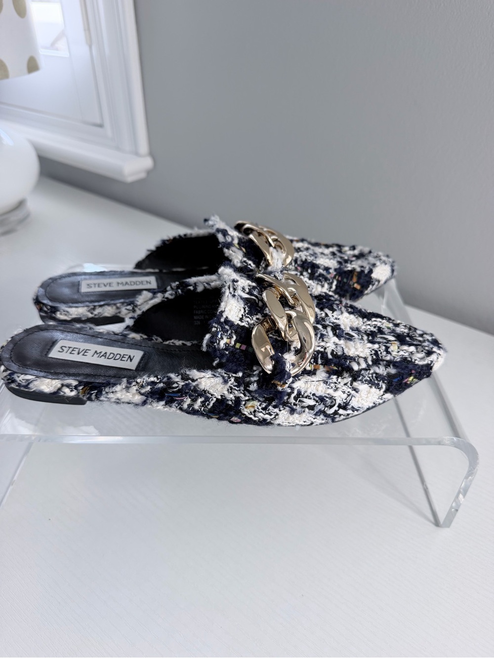 Steve Madden Black & White Tweed Chain Mules Size 7 in excellent condition